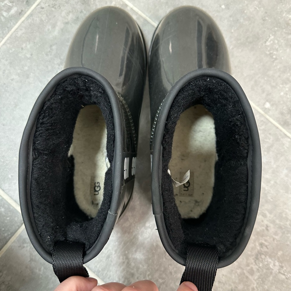 UGG Waterproof Classic Clear Mini - image 8